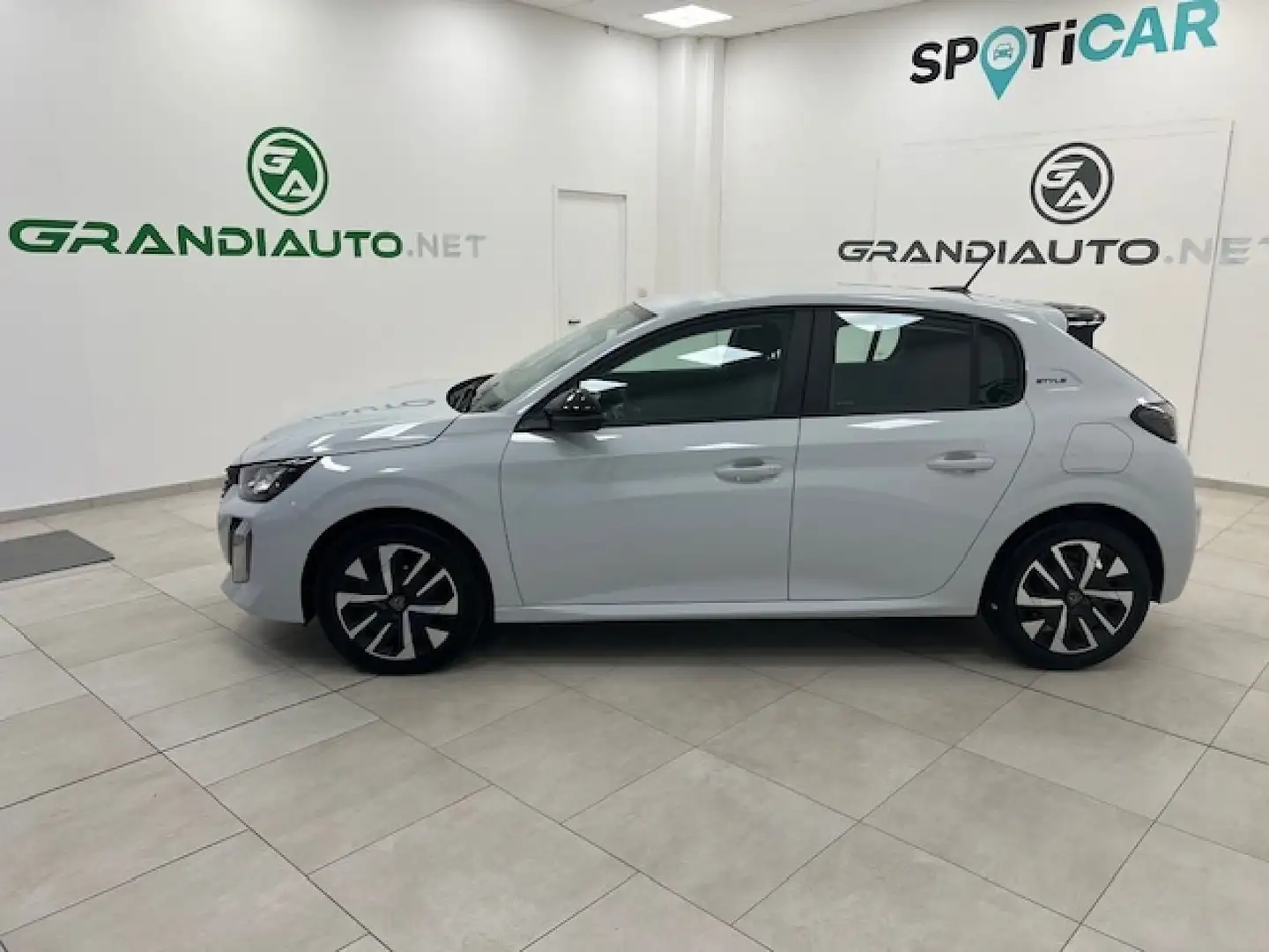 Peugeot 208 1.2 hybrid Style 100cv e-dcs 6 Blanc - 2