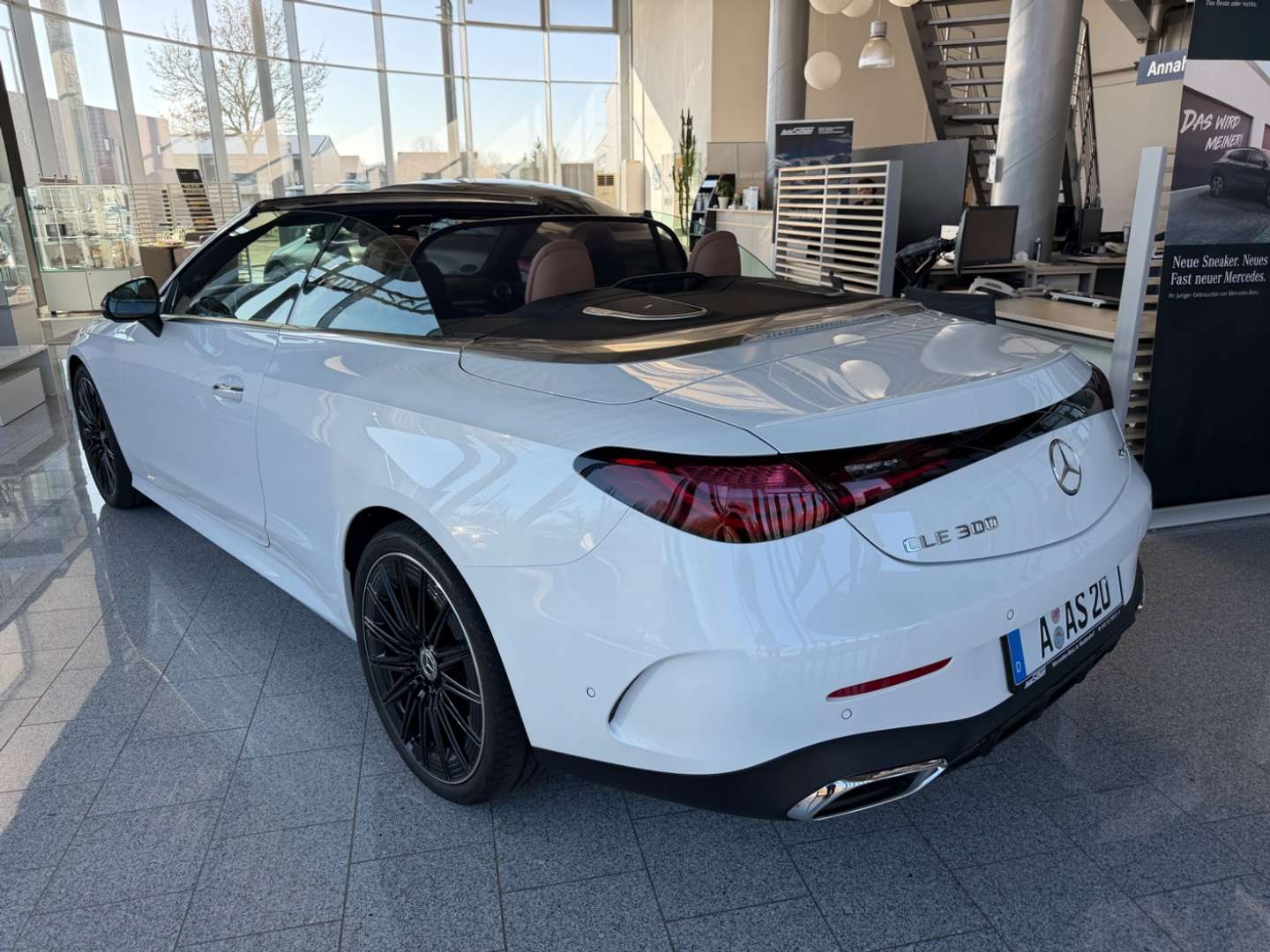 Mercedes CLE 300 Cabrio 300 Night Edition -  - Joinsteer - #3