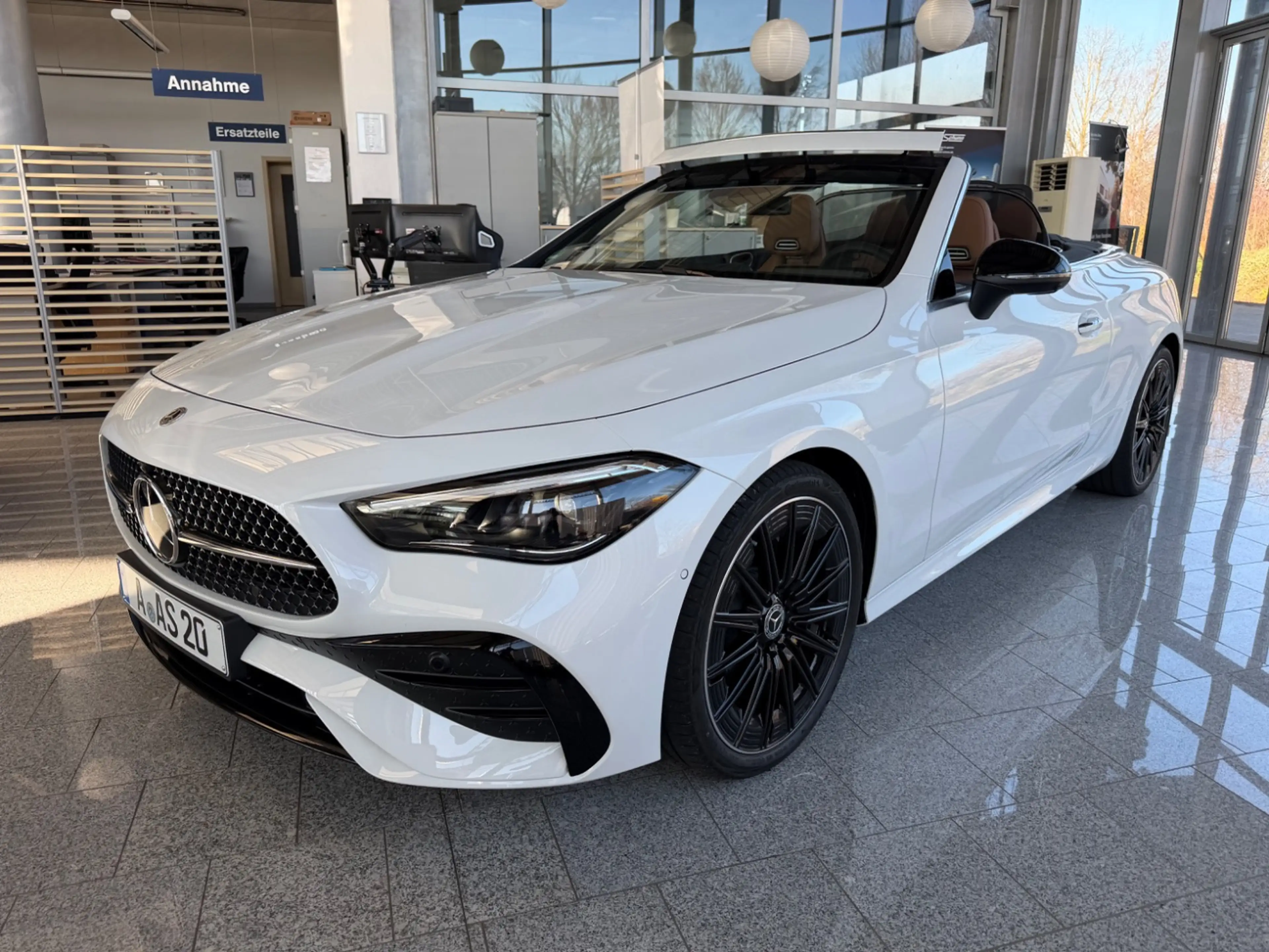 Mercedes-Benz CLE 300 4Matic Cabrio AMG+Burmester+Night+360° — photo 5