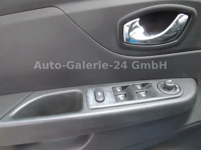 Renault Captur view 13