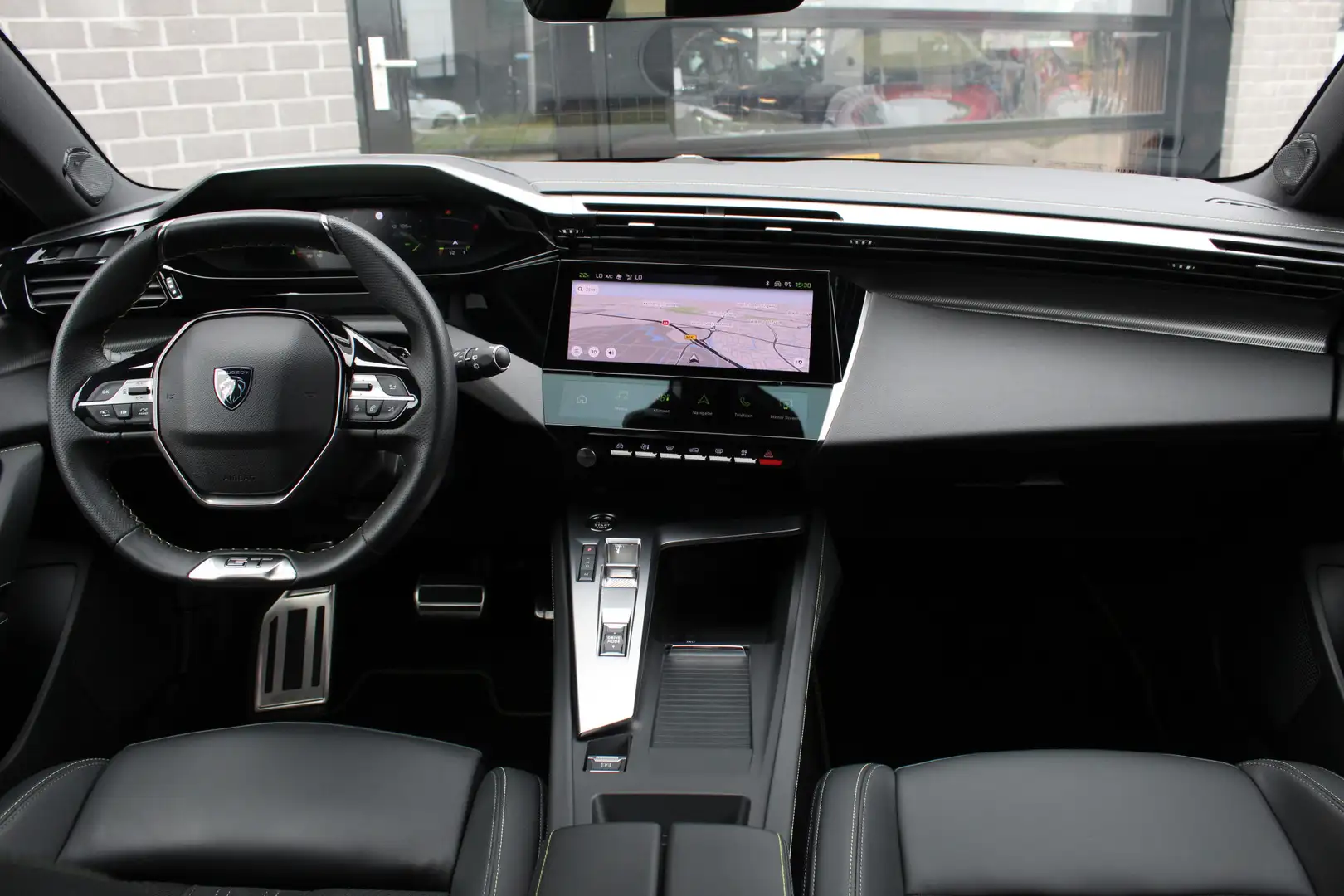 Peugeot 308 1.2 PureTech GT Pack Business / Carplay / 360 Came Rood - 2