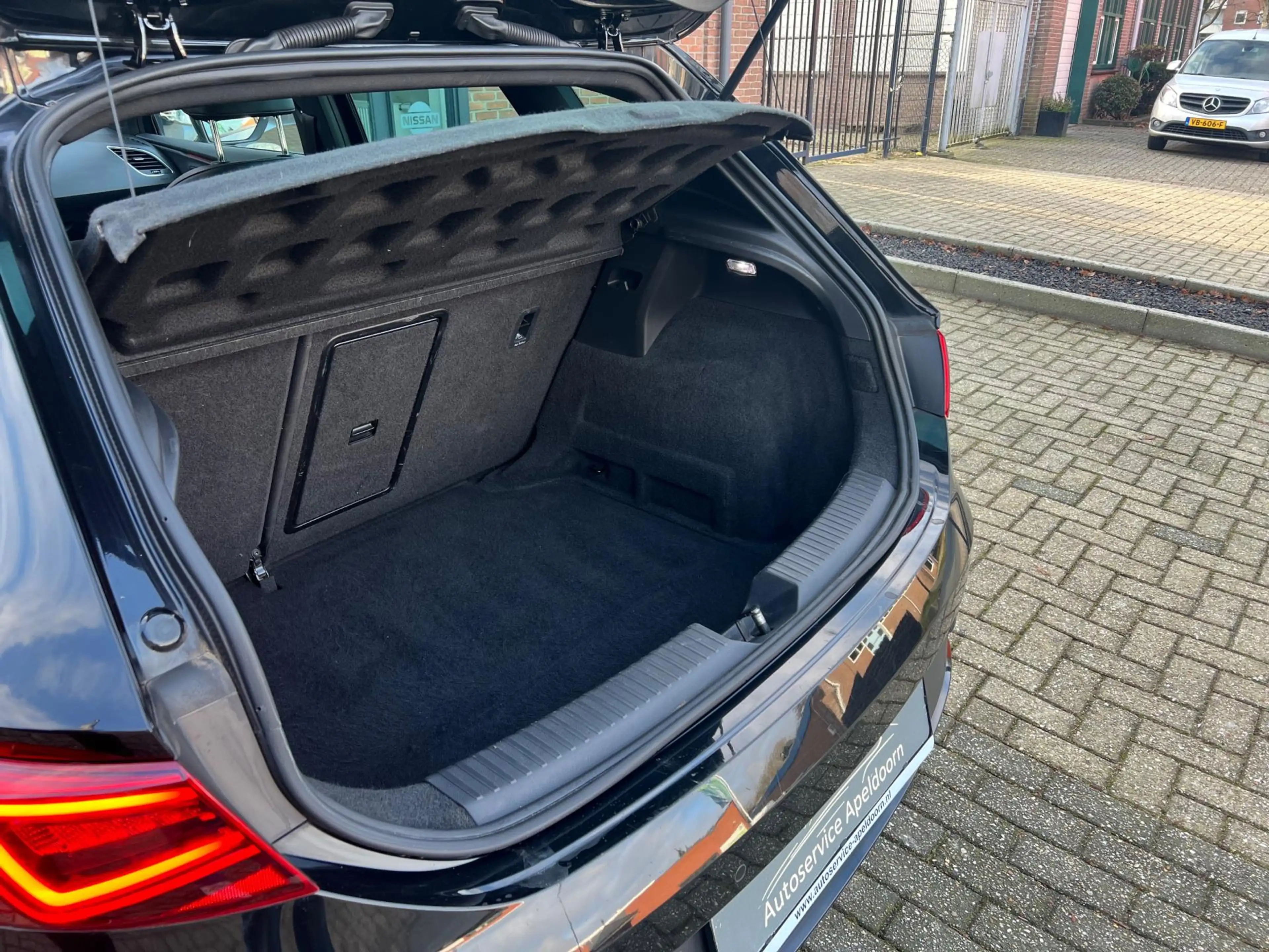 SEAT Leon 1.4 EcoTSI FR Business Intense, Panoramadak, ACC, — photo 11