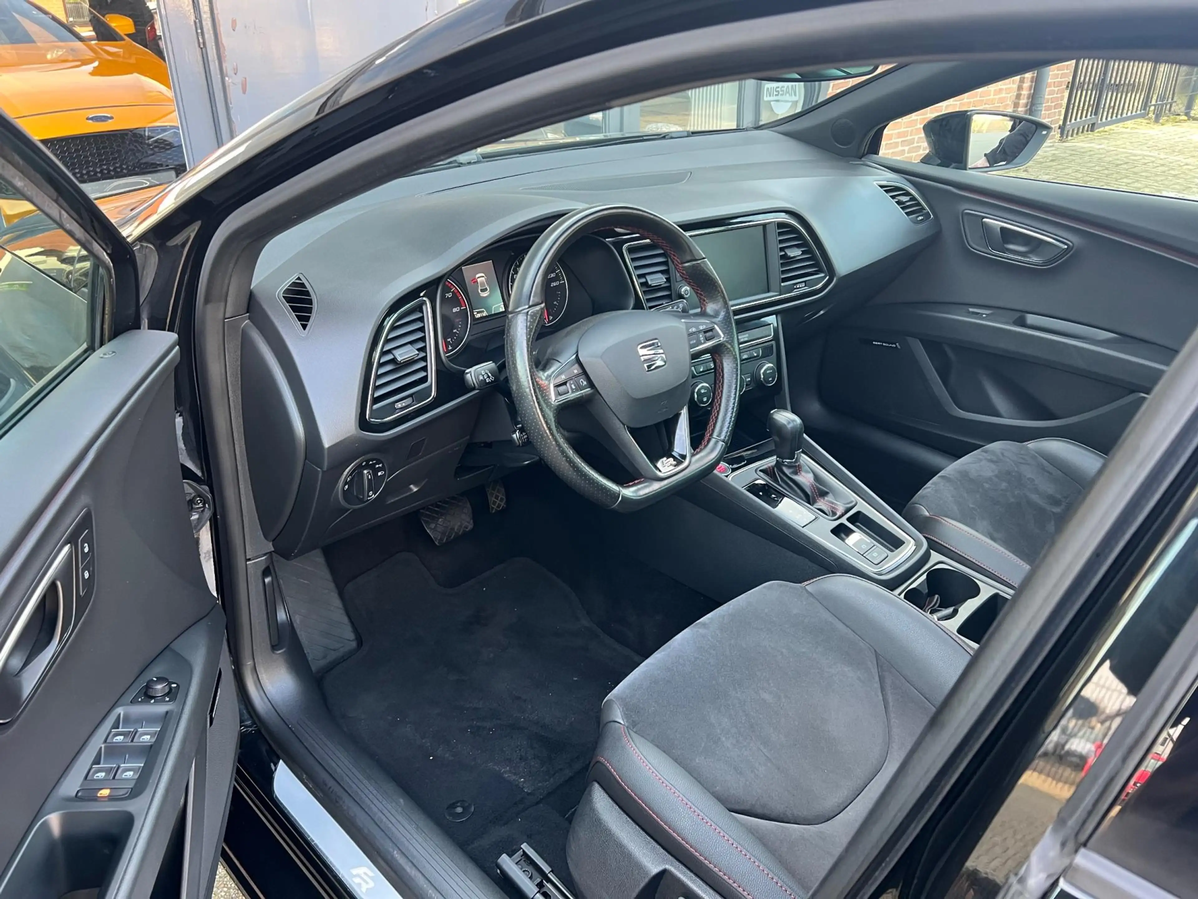 SEAT Leon 1.4 EcoTSI FR Business Intense, Panoramadak, ACC, — photo 14