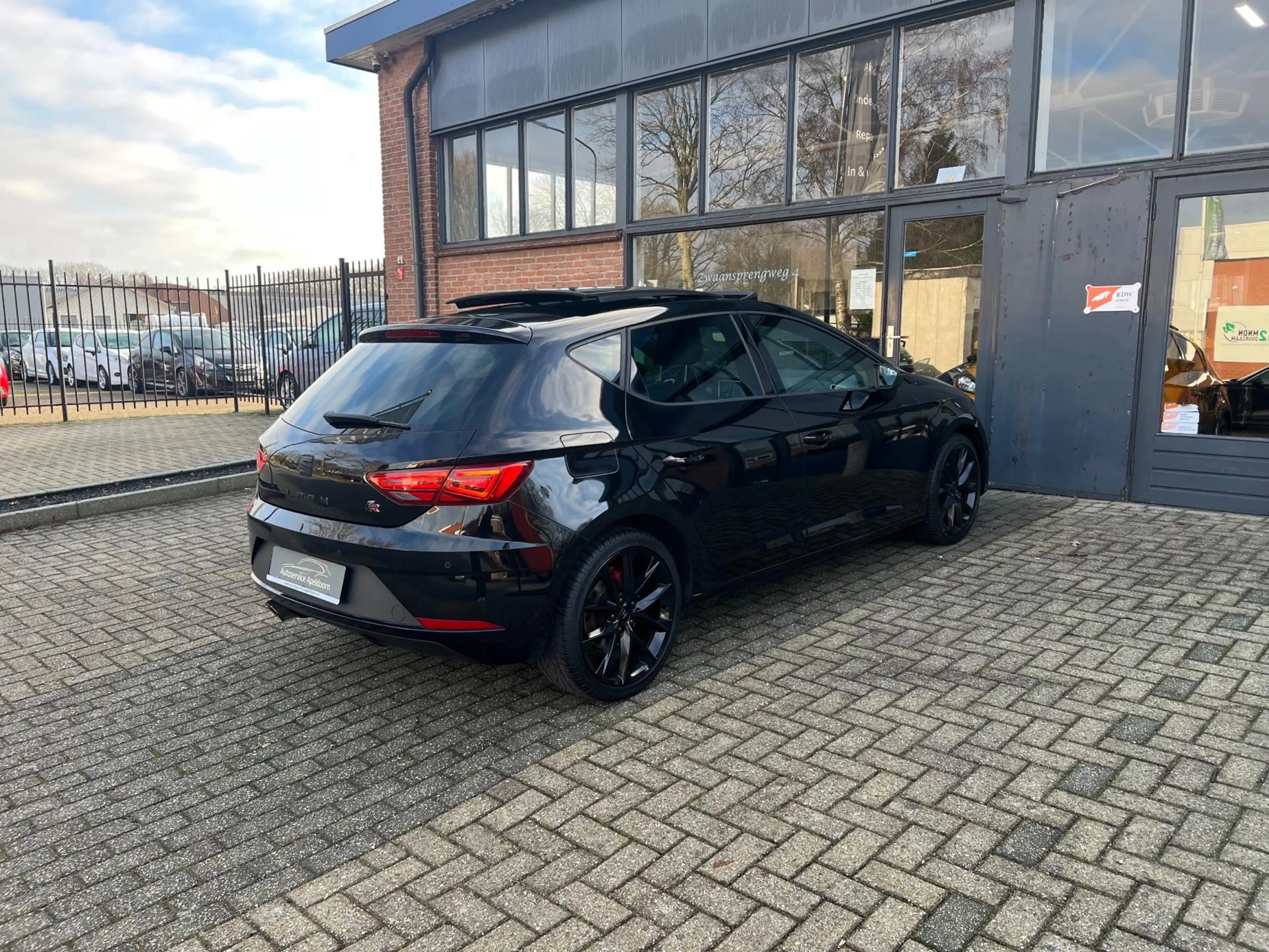 SEAT Leon 1.4 EcoTSI FR Business Intense, Panoramadak, ACC, — photo 8