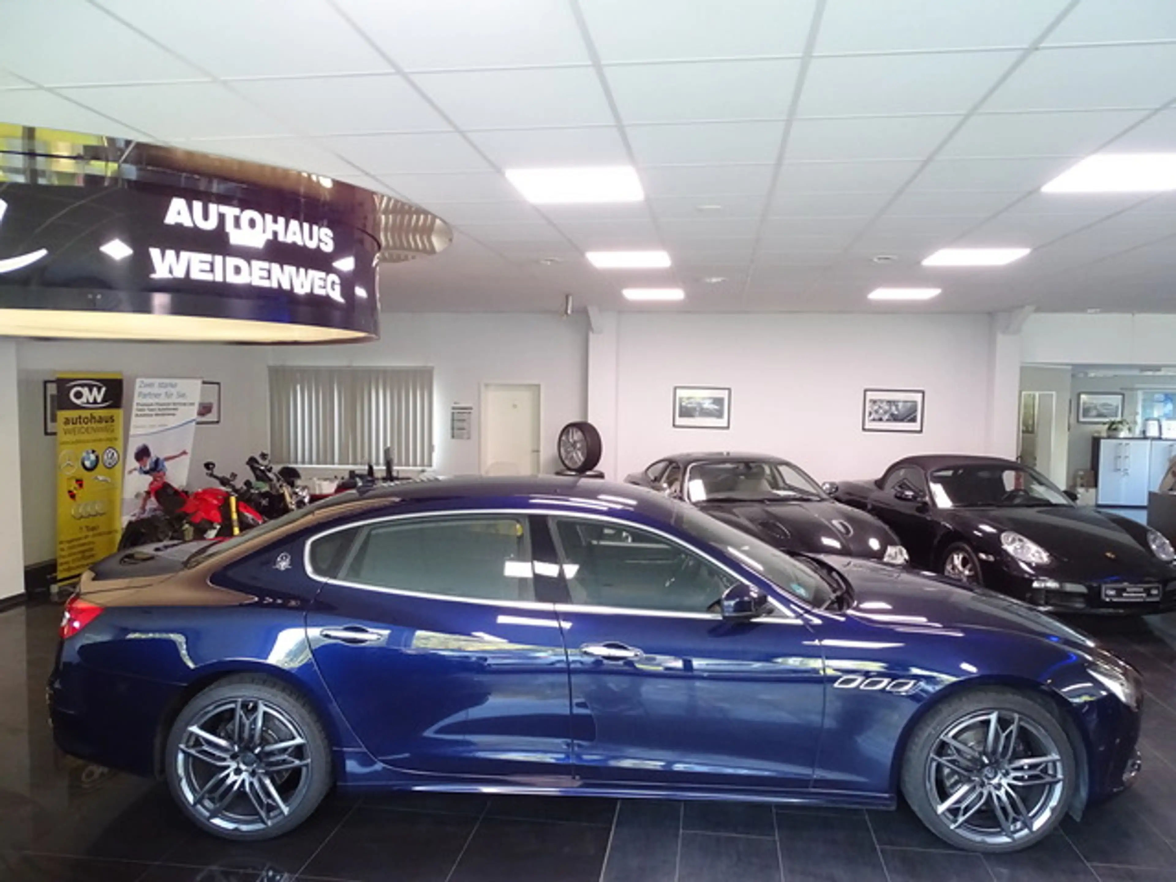 Maserati Quattroporte S Q4 Gran Lusso BRDFzg Navi Cam B&W — photo 10