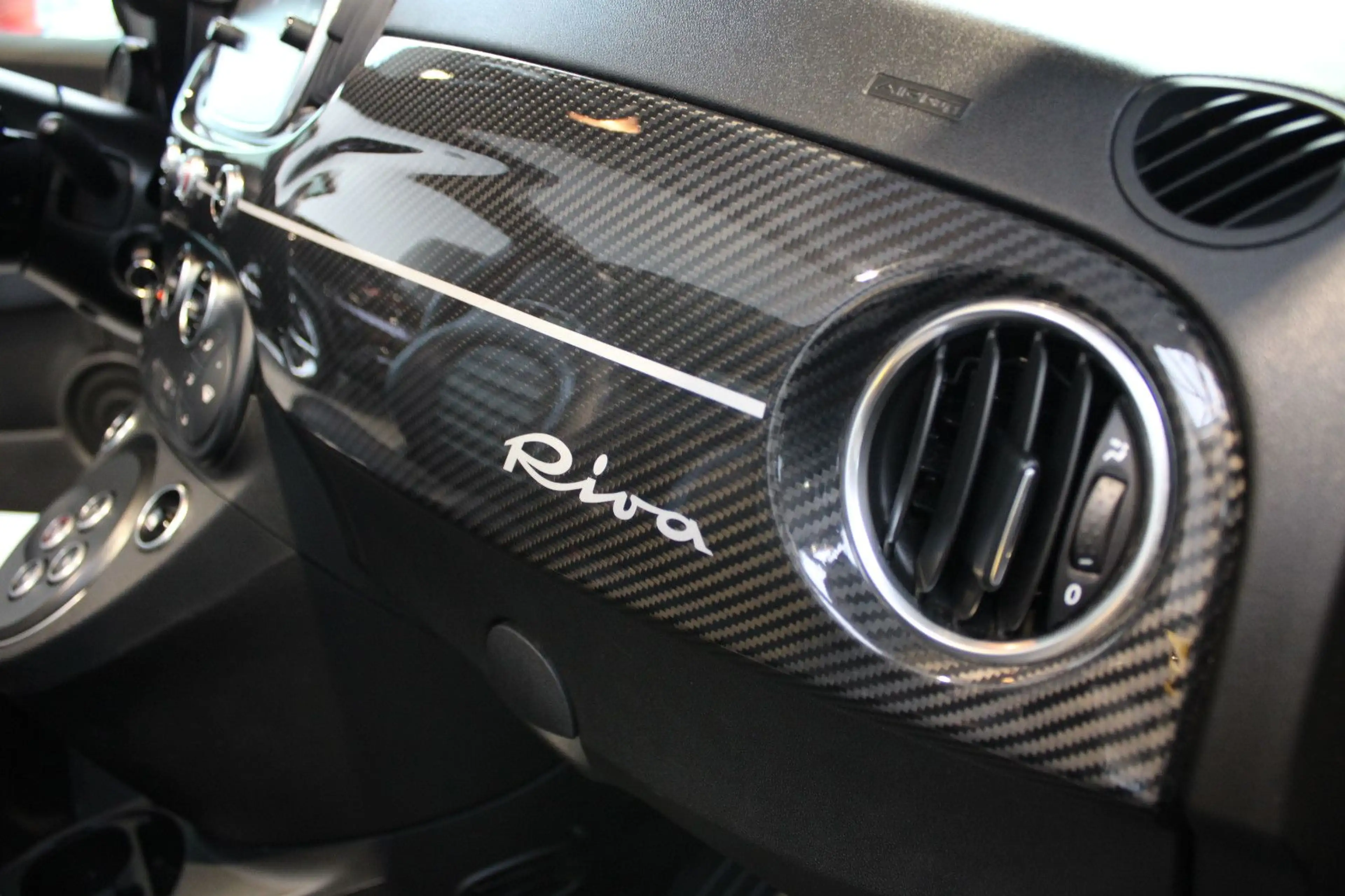 Abarth 695C RIVALE AUTOMATIK/AKRAPOVIC/CARBON/XENON/17" — photo 6