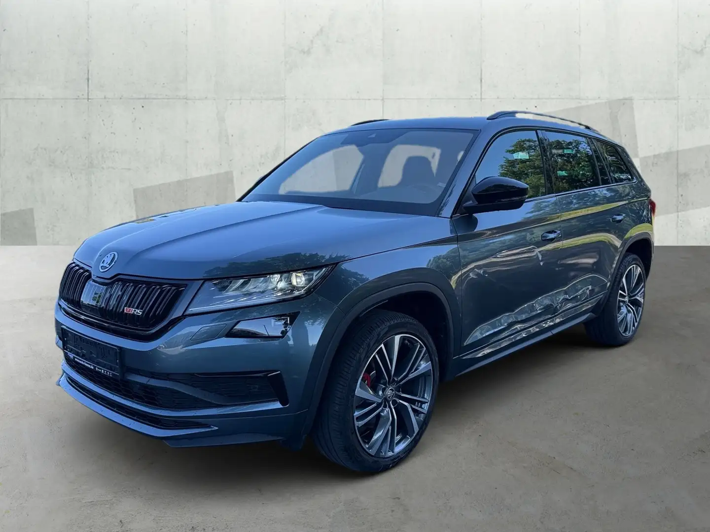 Skoda Kodiaq 2.0 TDI DSG 4x4 RS *AHK *ACC *20" *RKAM *NAVI* siva - 2