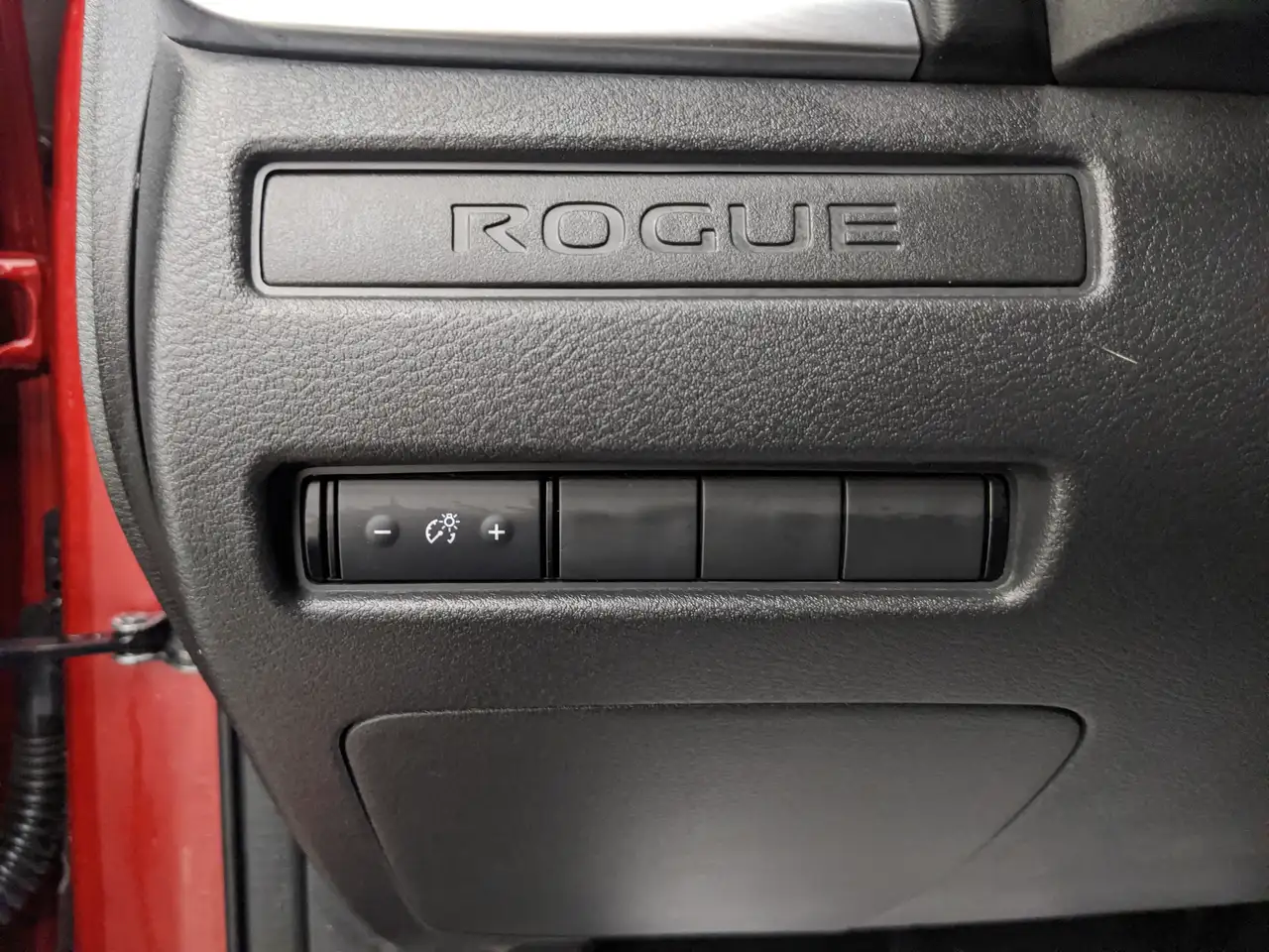 Nissan Rogue fotografie Nissan Rogue