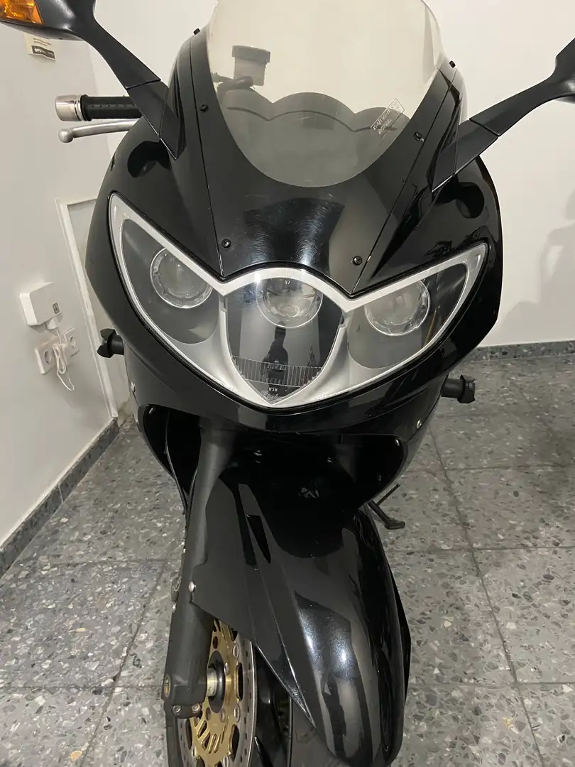 Triumph Sprint ST st Negro - 1