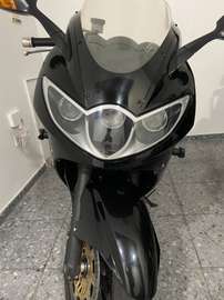 st