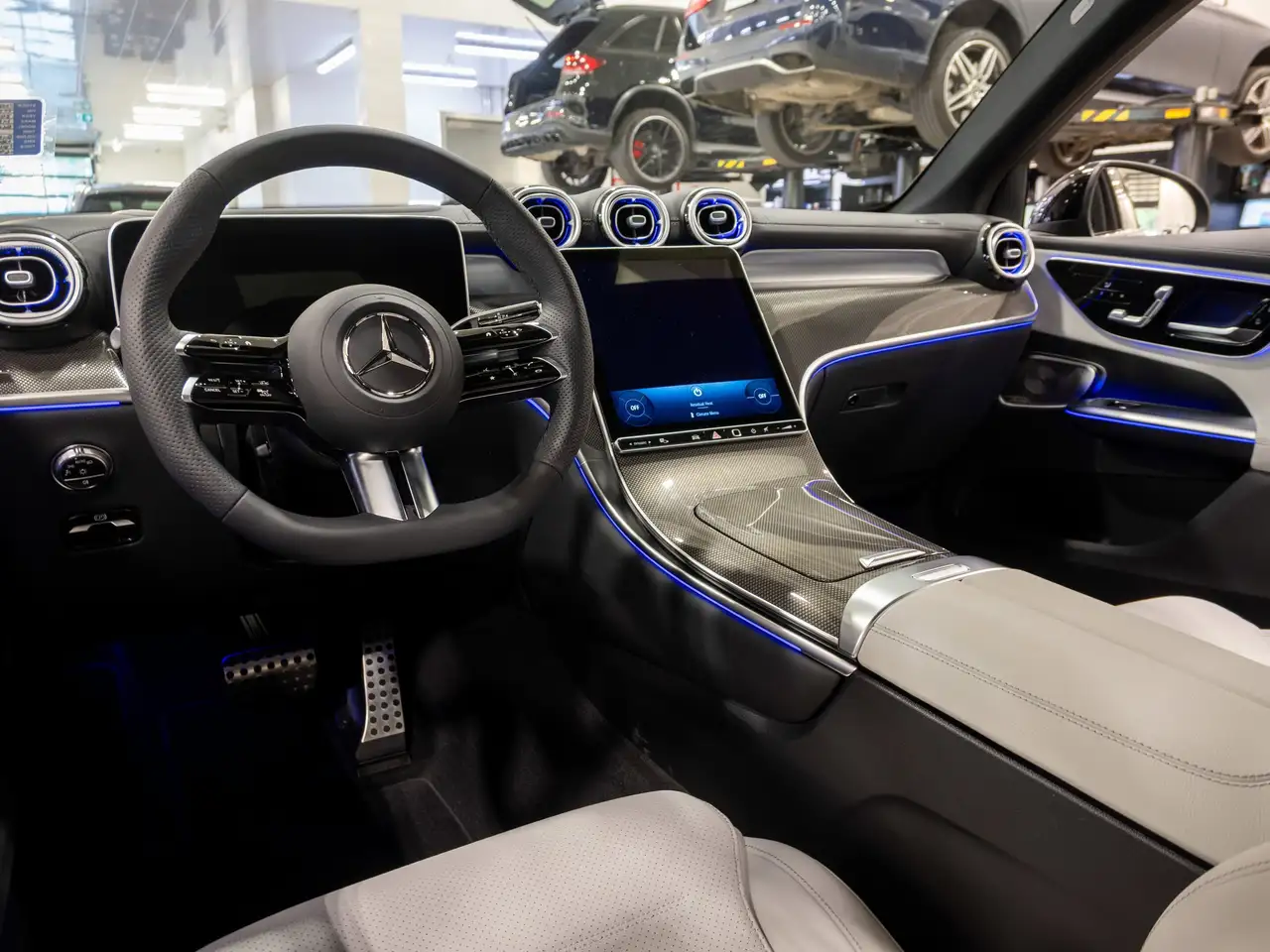 Mercedes-Benz GLC снимка Mercedes-Benz GLC