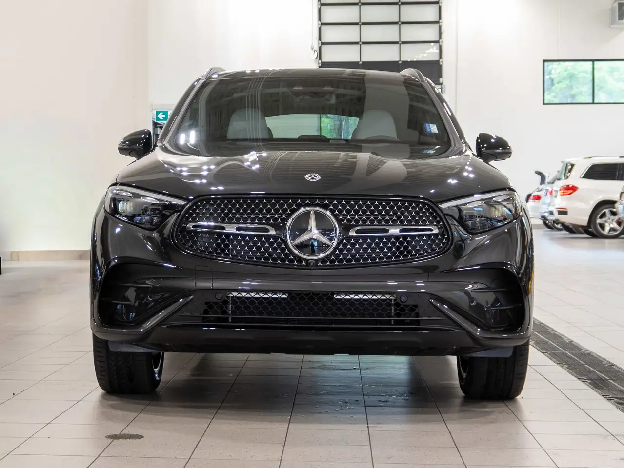Mercedes-Benz GLC снимка Mercedes-Benz GLC