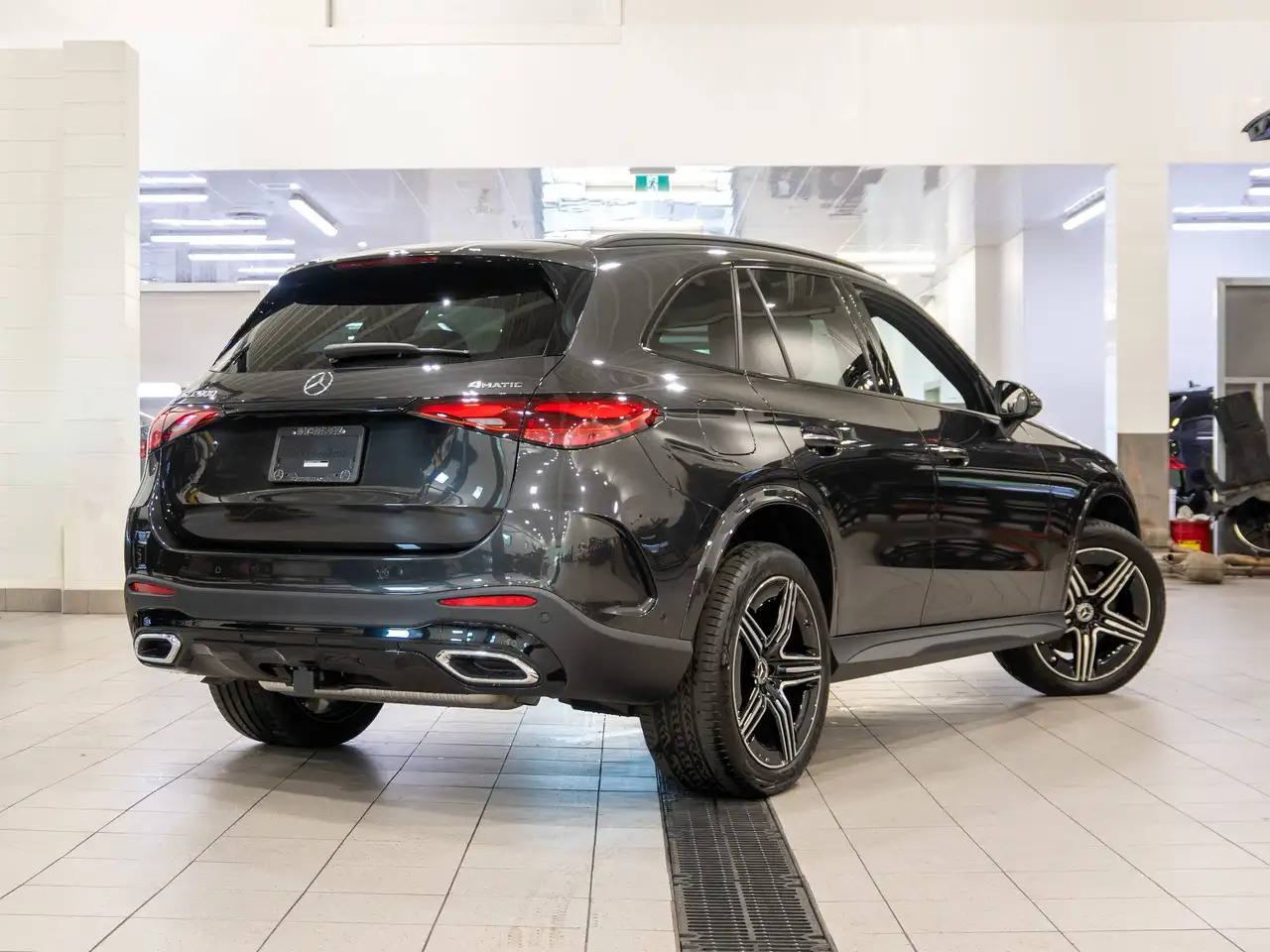 Mercedes-Benz GLC снимка Mercedes-Benz GLC