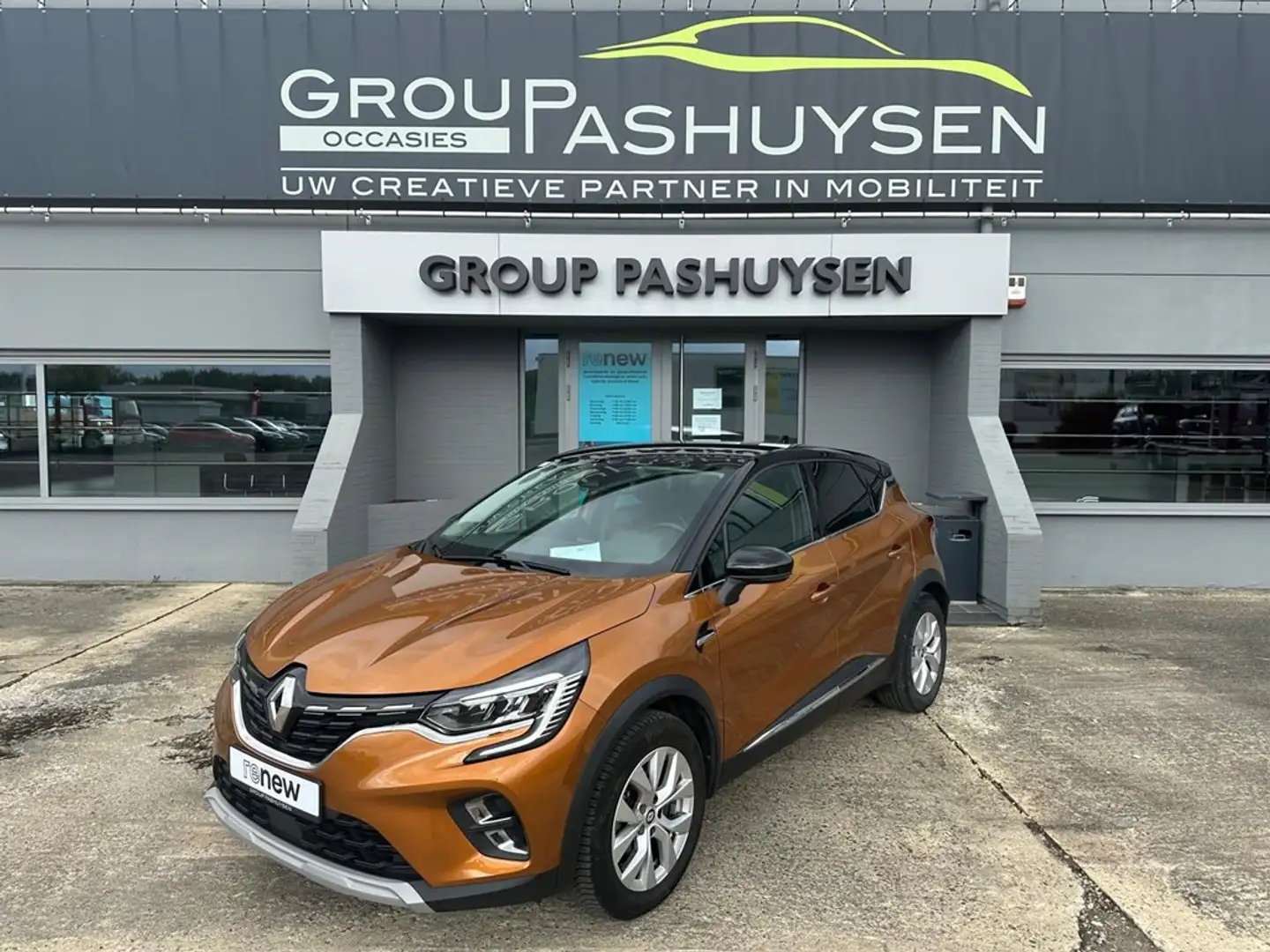 Renault Captur INTENS 1.3TCE 140PK Gris - 1