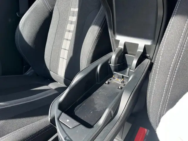 BMW 2 Series view 15