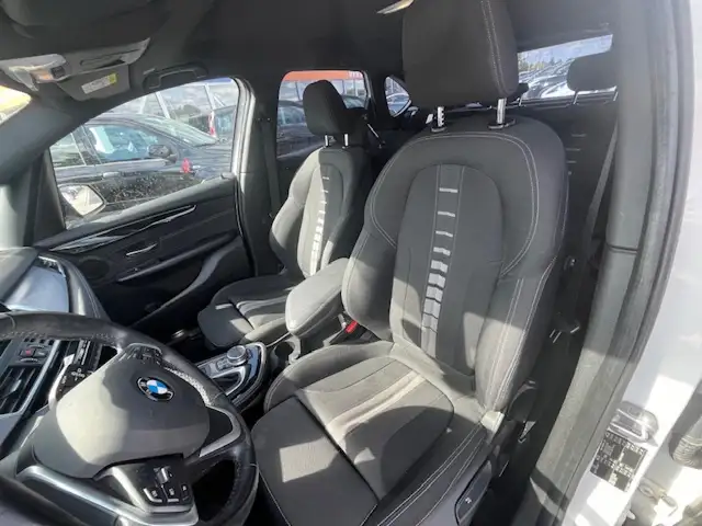 BMW 2 Series view 5