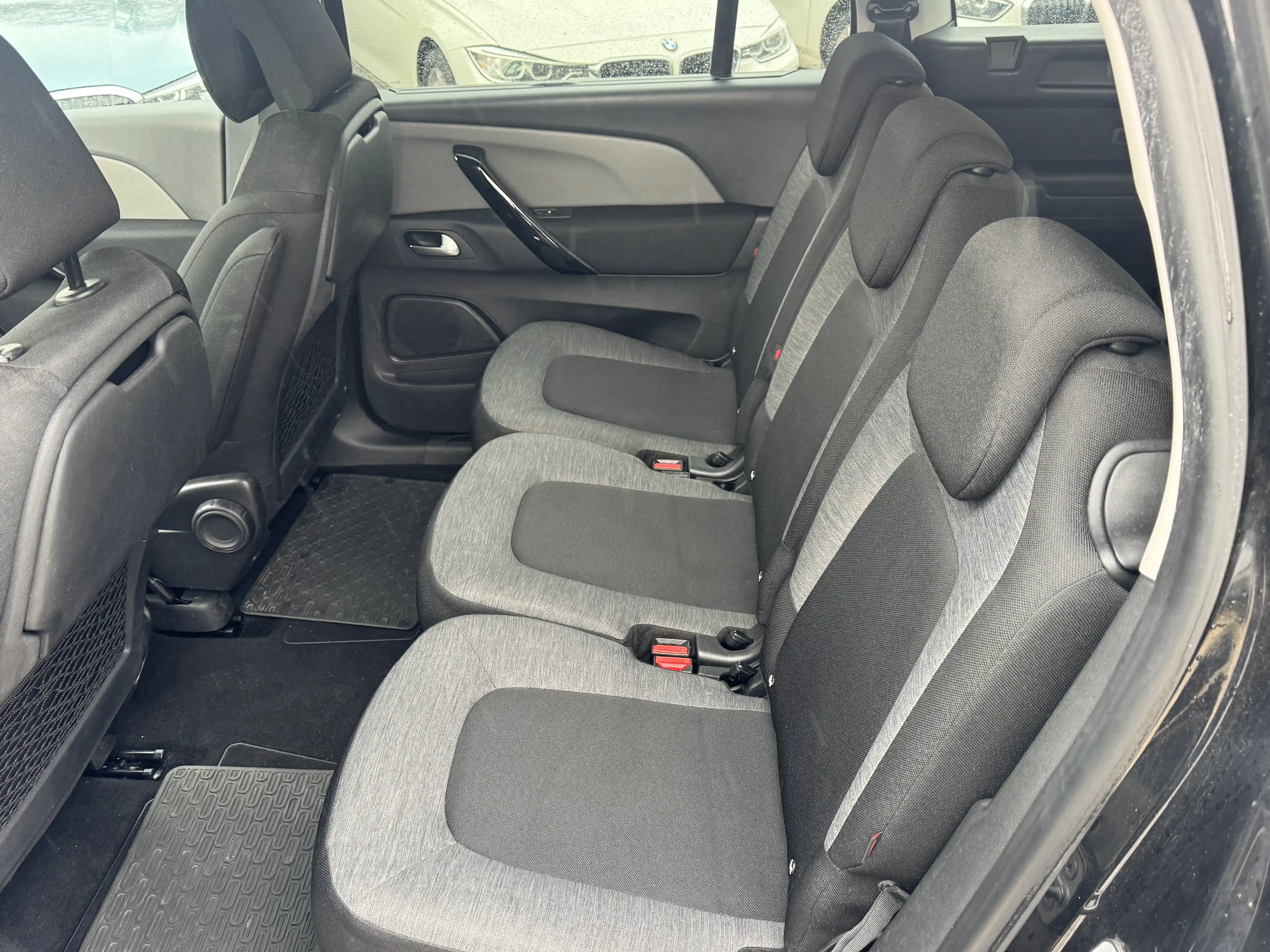 Citroen Grand C4 Picasso BlueHDi 120 FEEL 7 places — photo 9