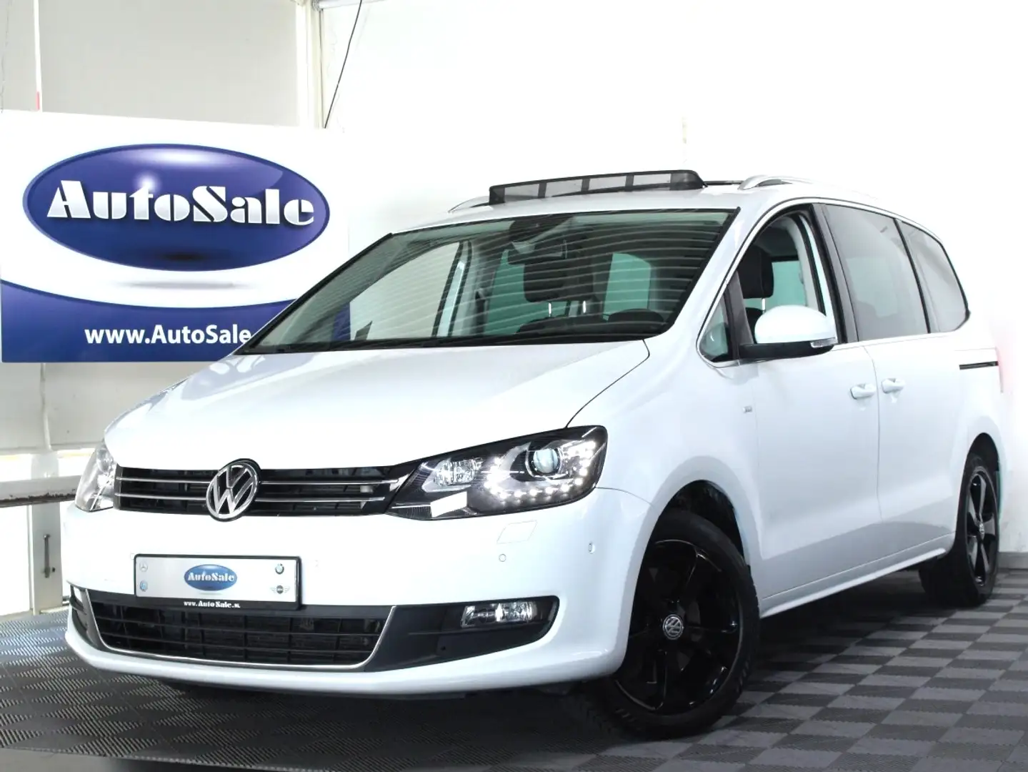 Volkswagen Sharan 1.4 TSI DSG Highline 7p. PANO XENON NAV BT PDC CRU Blanco - 1