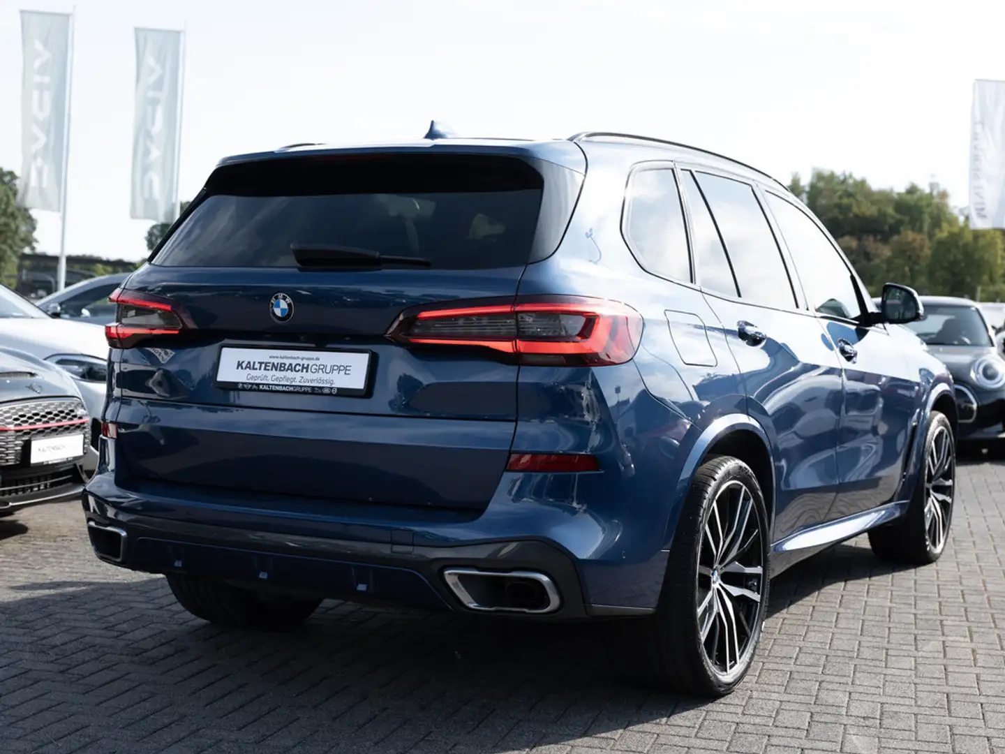 BMW X5 xDrive 40d M-Sport PANO AHK HUD 360° LASER Blau - 2