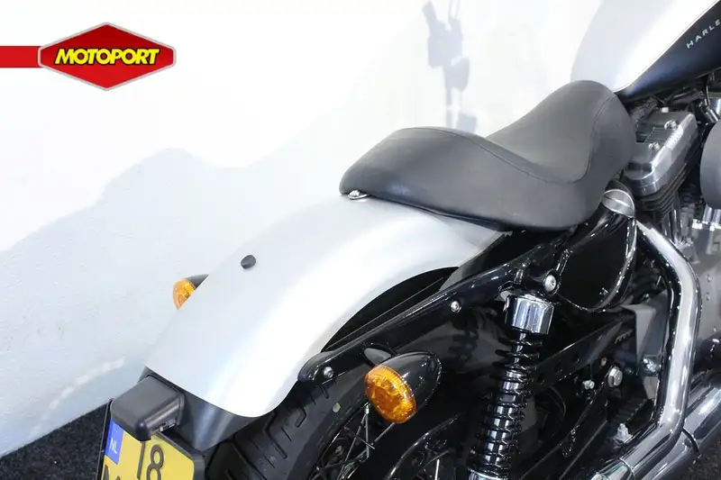 Harley-Davidson XL 1200 - foto 2