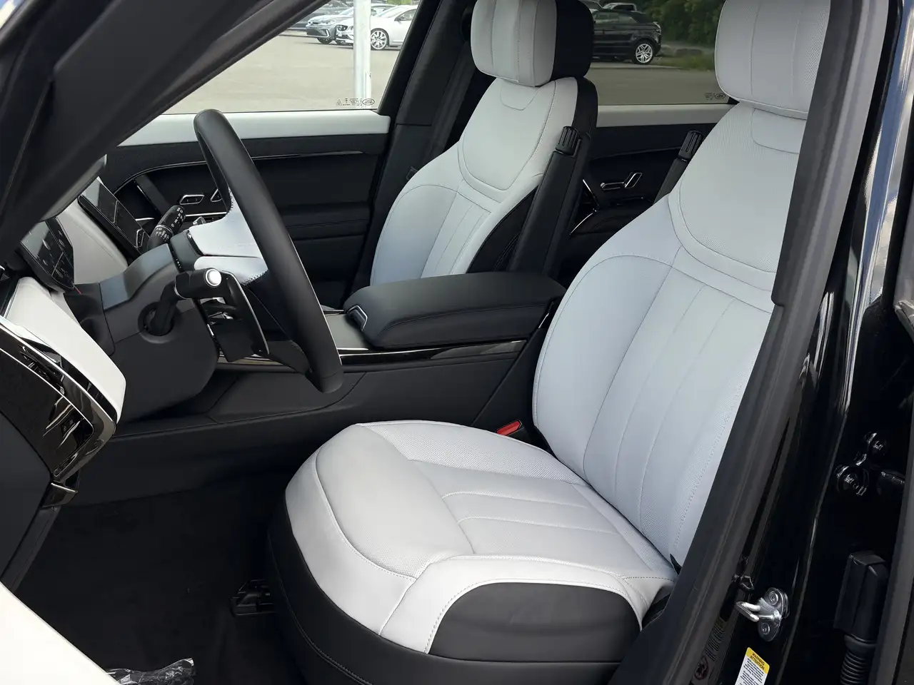 Land Rover Range Rover Sport снимка Land Rover Range Rover Sport