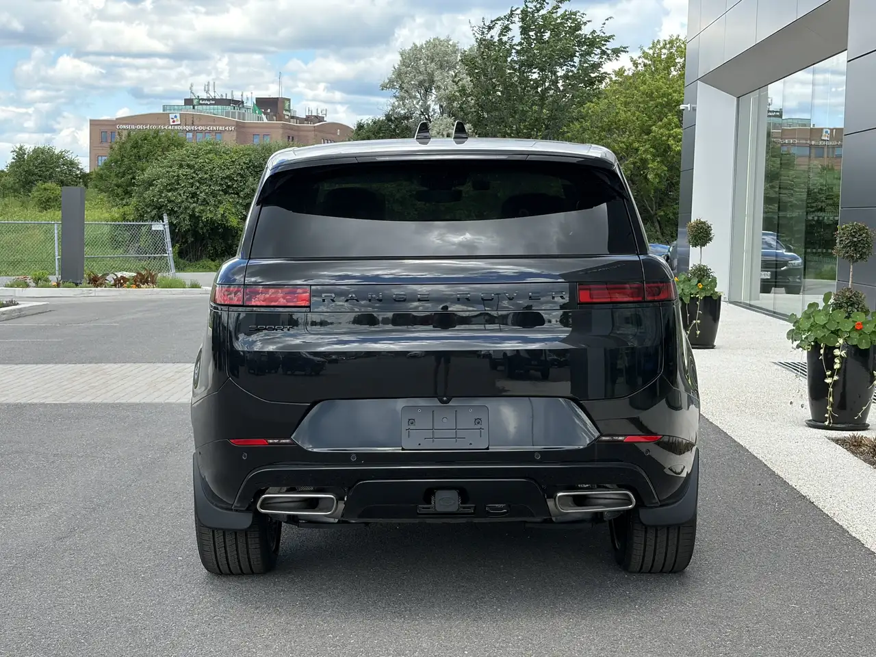 Land Rover Range Rover Sport снимка Land Rover Range Rover Sport