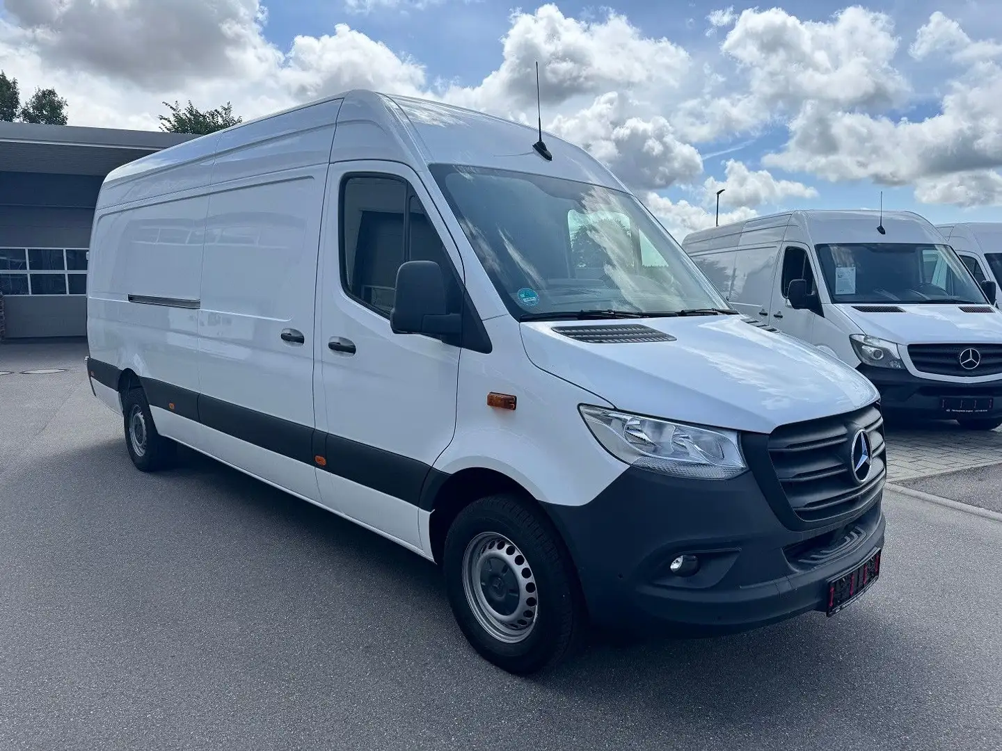 Mercedes-Benz Sprinter 317 CDI Maxi Lang Hoch Klima MBUX Wit - 2