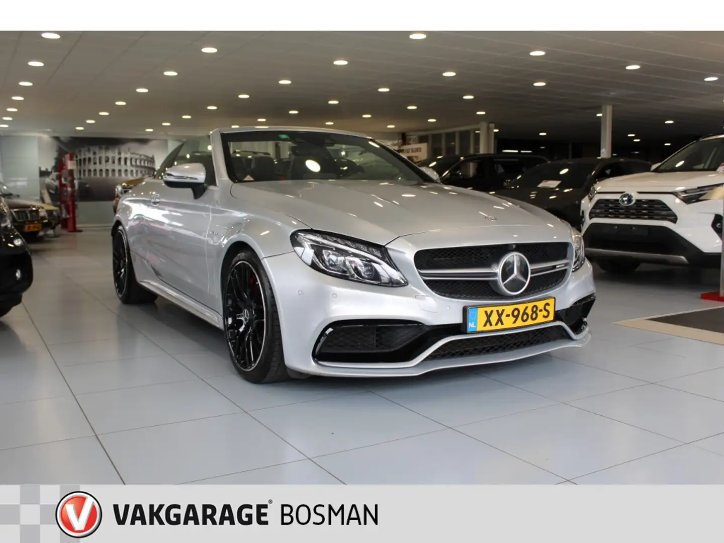 Mercedes-Benz C 63 AMG Cabrio AMG S Grijs - 1