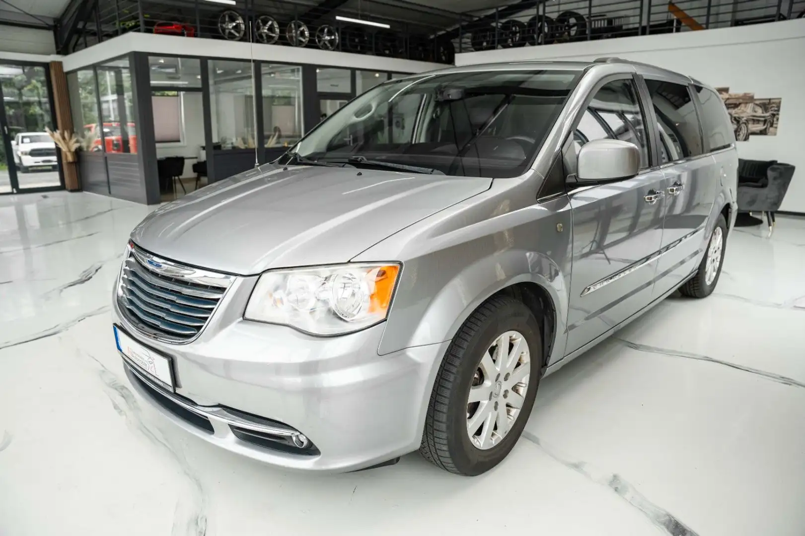 Chrysler Grand Voyager Town&Country 3,6  AHK/LEDER/7 SITZE Blauw - 1
