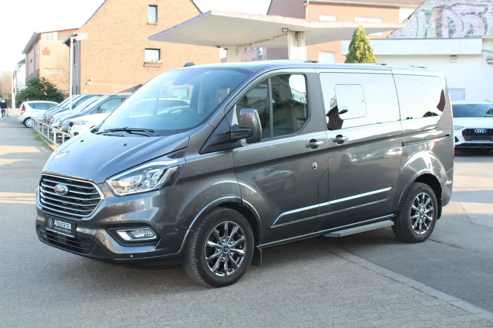 Ford Tourneo Custom Titanium X+NAVI+LEDER+KAMERA+1.Hd Gris - 1