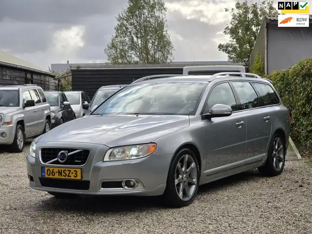 Volvo V70 2.0T R-Edition Automaat/Navi/Youngtimer