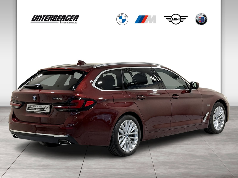 BMW 530 e xDrive Touring Luxury ACC 360 HUD HK Memory — photo 3