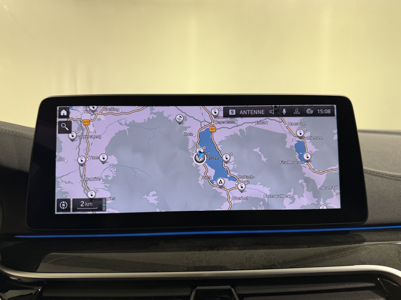 BMW 530 e xDrive Touring Luxury ACC 360 HUD HK Memory — photo 13