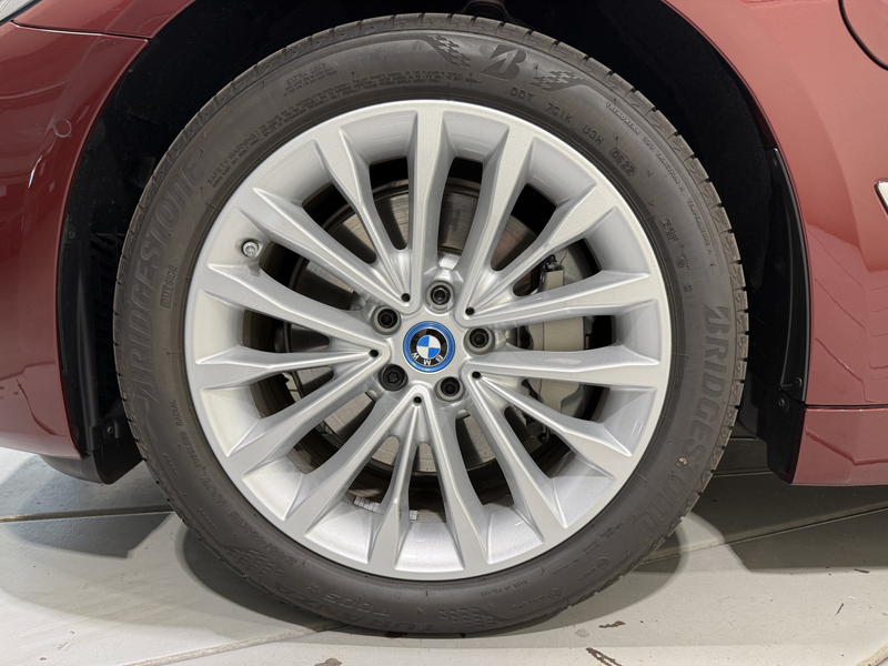 BMW 530 e xDrive Touring Luxury ACC 360 HUD HK Memory — photo 8