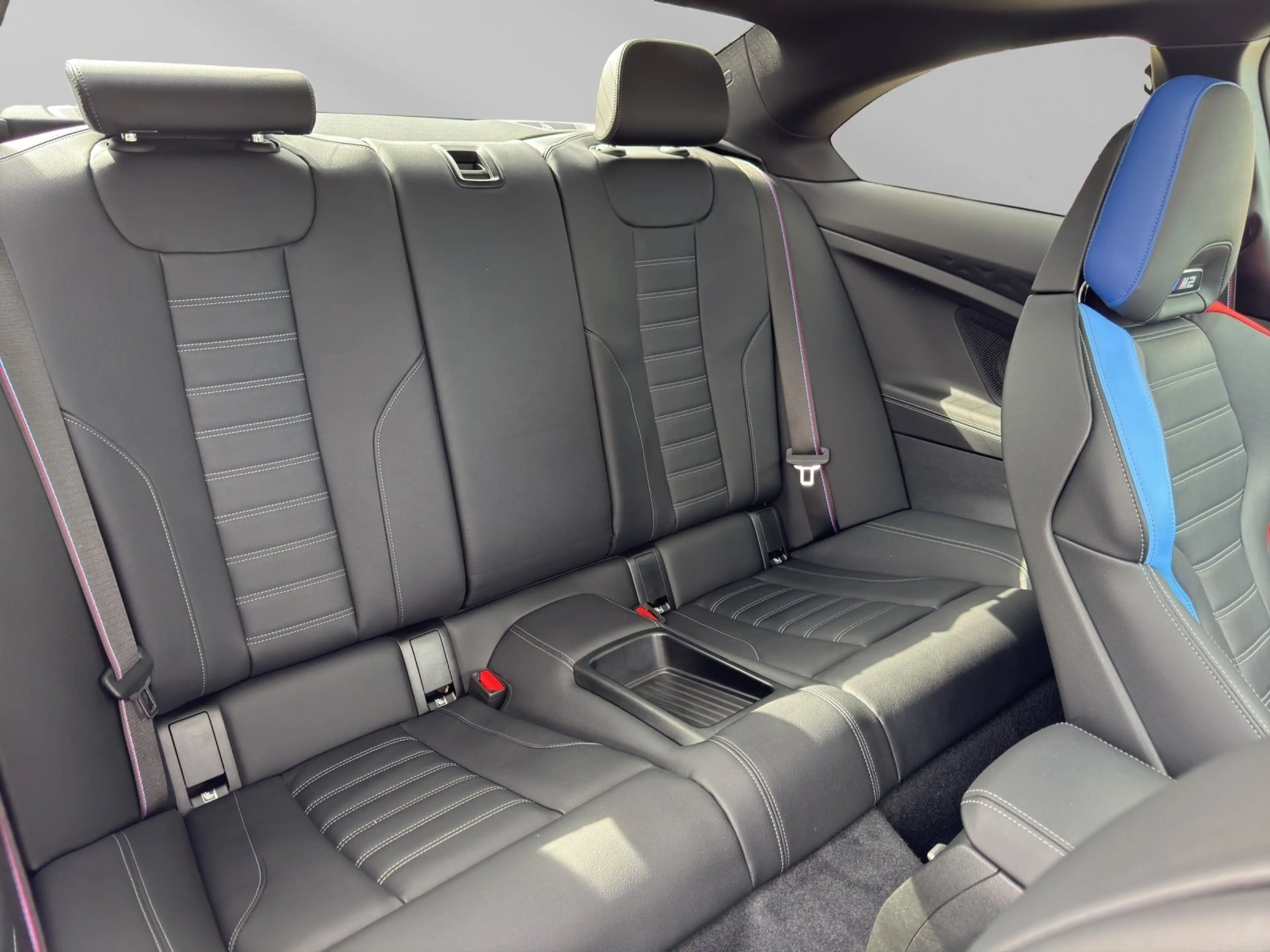 BMW M2 Coupé Carbon M-Bremse Rot Alcantara 2,59% — photo 14