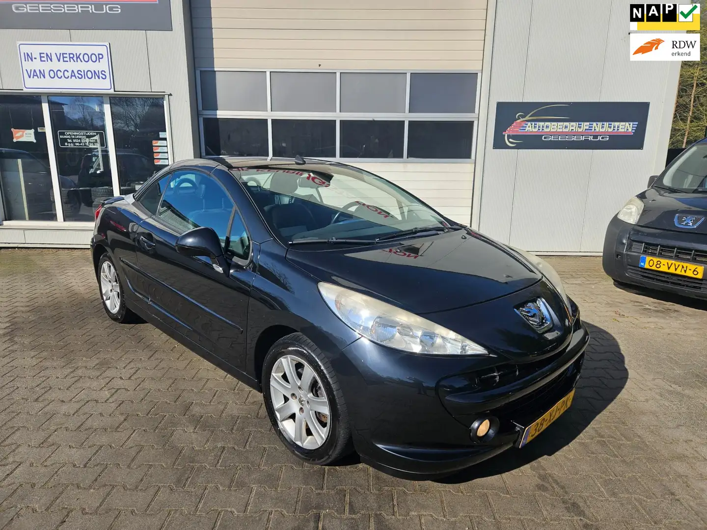 Peugeot 207 CC 1.6 VTi Première CLIMA Zwart - 1