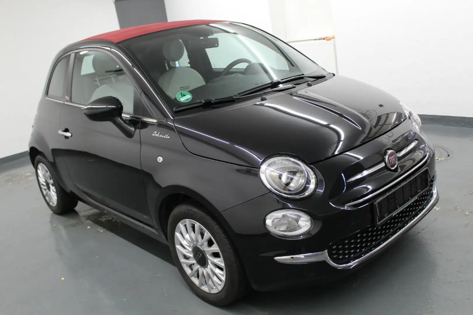 Fiat 500C 1.0 Dolcevita Klima+PDC+15J! Schwarz - 2