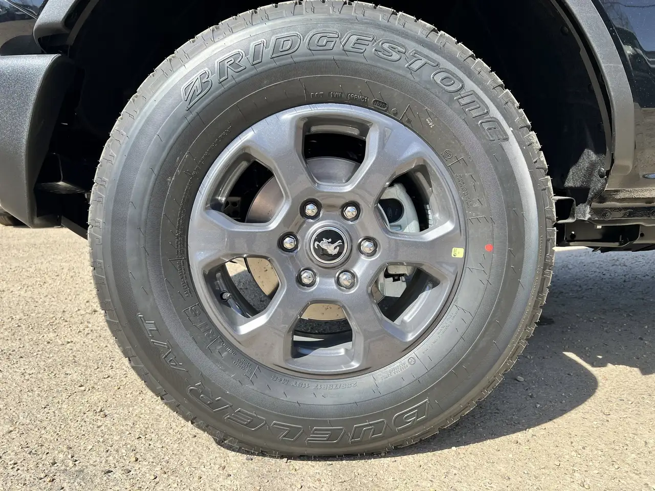 Ford Bronco снимка Ford Bronco