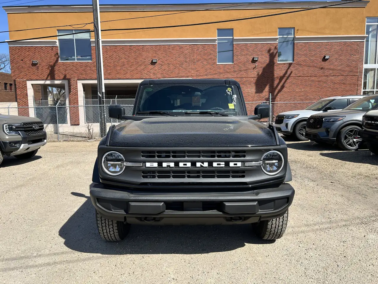 Ford Bronco снимка Ford Bronco