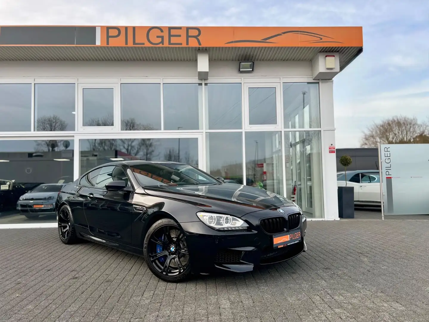 BMW M6 F13 M6 Coupe CARBON*360°*SOFTCLOSE*LED*ALCANTARA Negro - 1