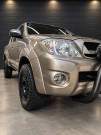 3.0 D-4D 4WD SRX