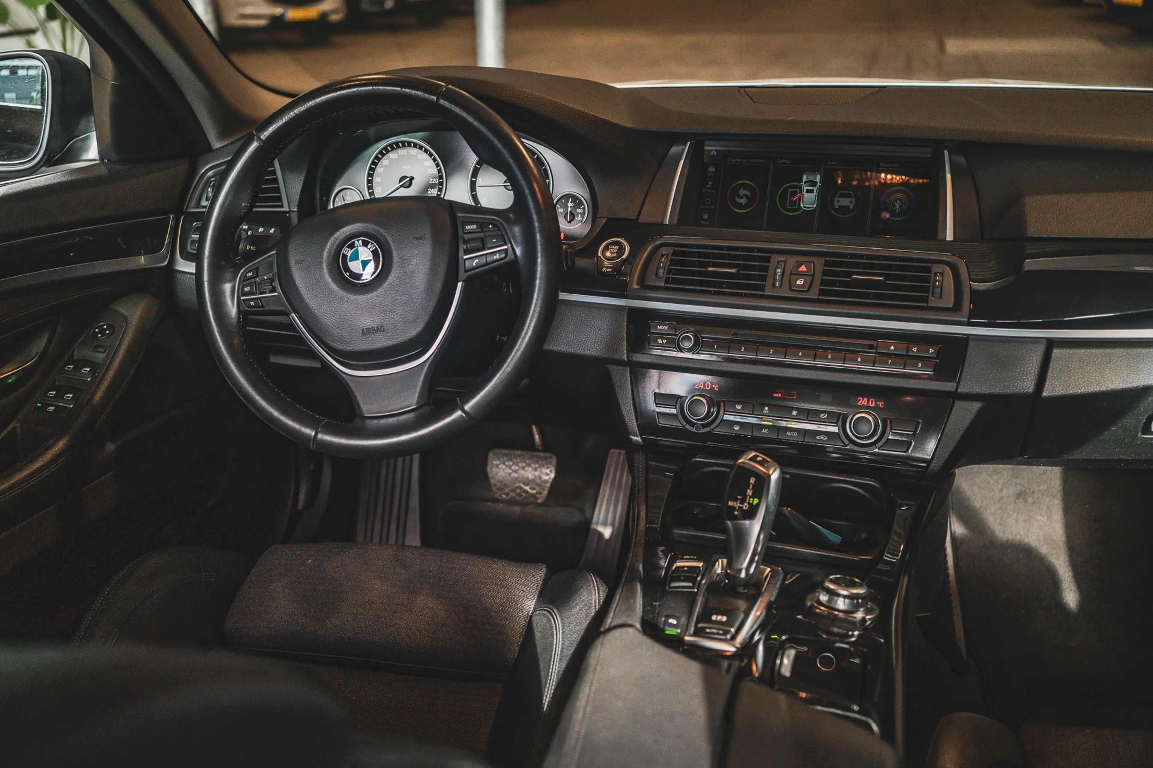BMW 520 5-serie 520d Executive + — photo 28