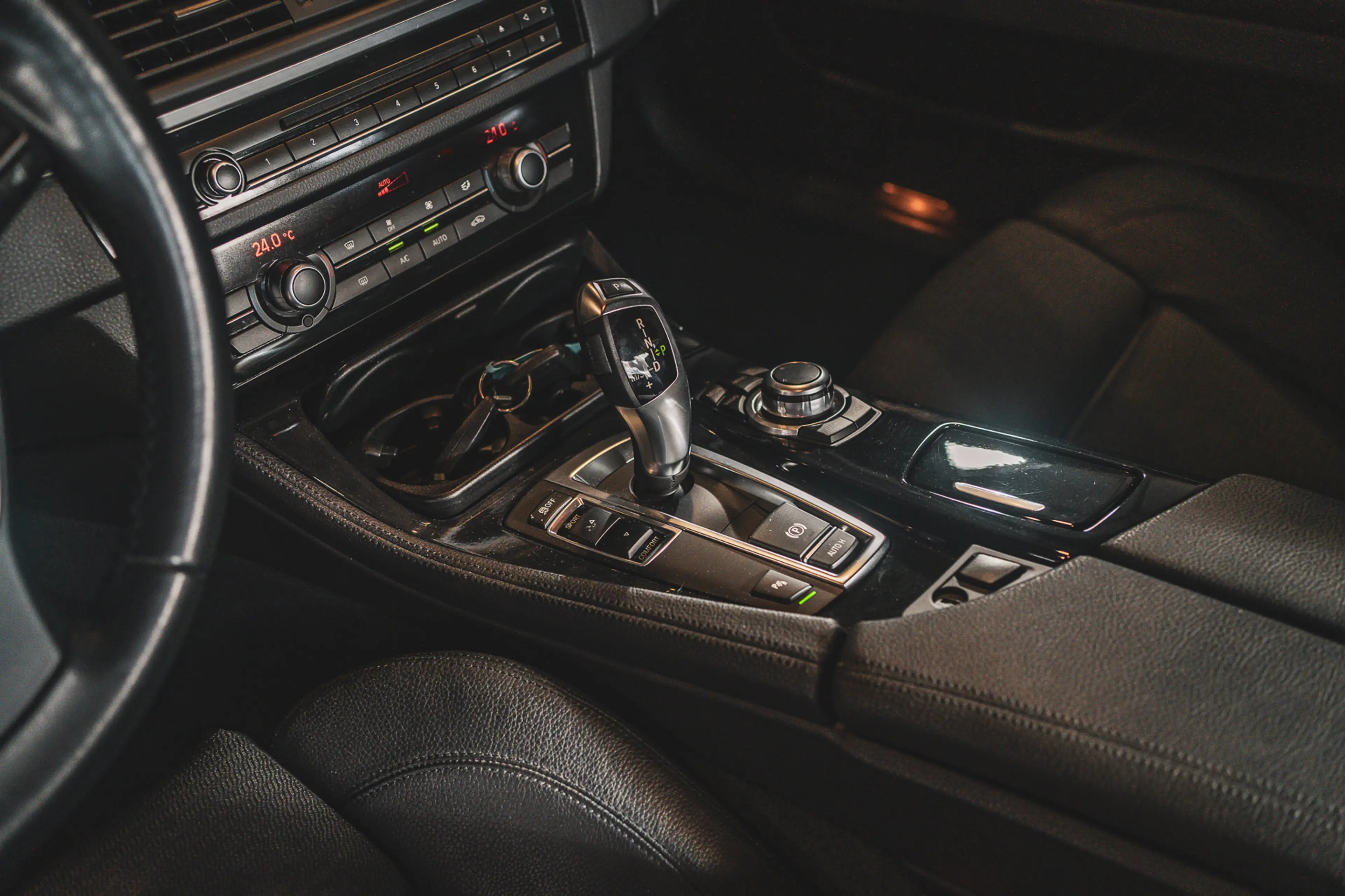 BMW 520 5-serie 520d Executive + — photo 24