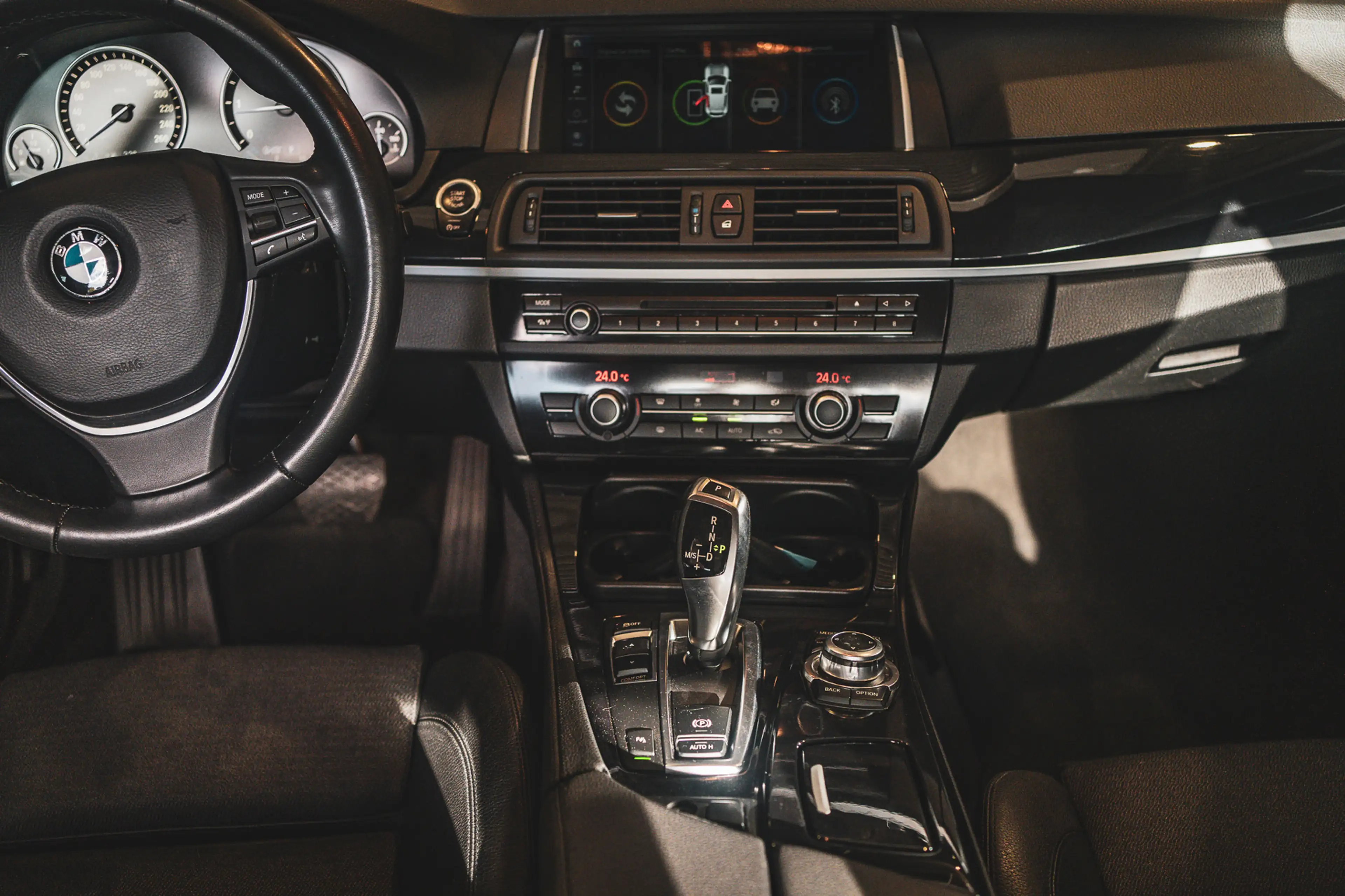 BMW 520 5-serie 520d Executive + — photo 29