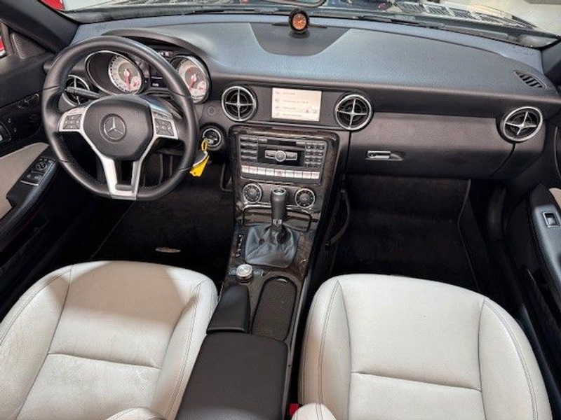Mercedes-Benz SLK 200 AUTOM,NAVI,LEDER,SITZH,AIRSCARF — photo 12