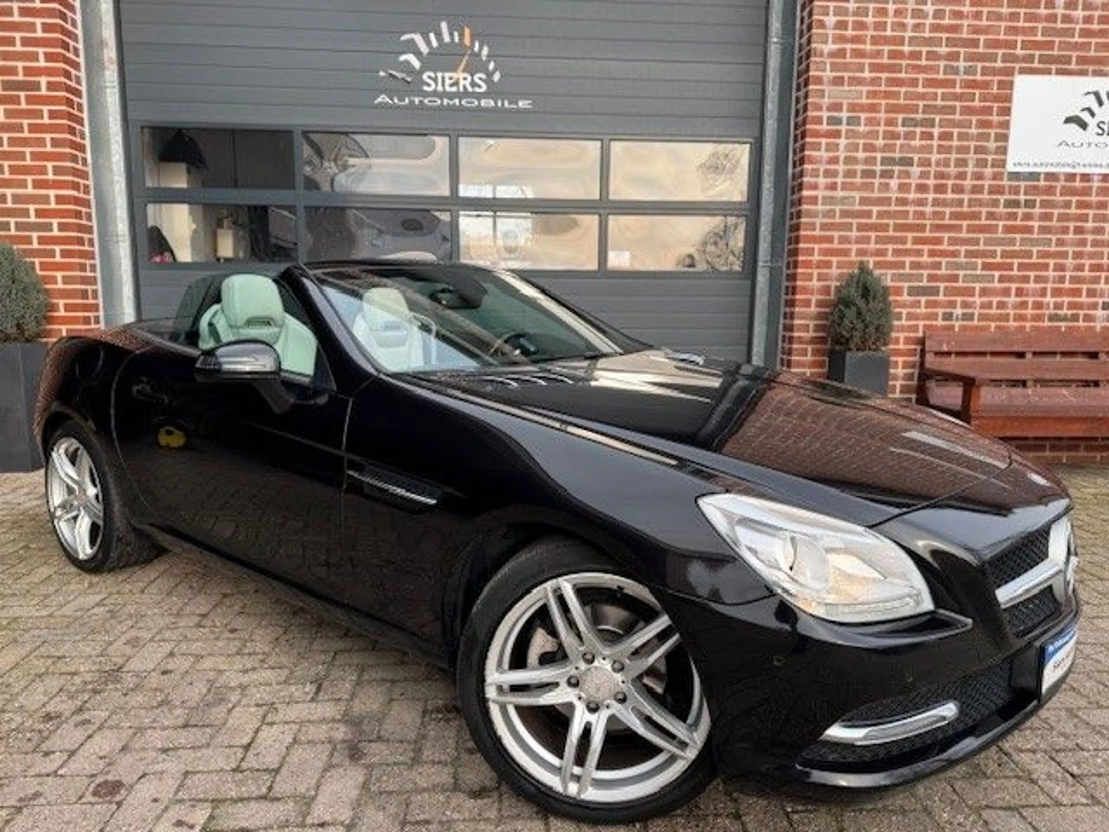 Mercedes-Benz SLK 200 AUTOM,NAVI,LEDER,SITZH,AIRSCARF — photo 2