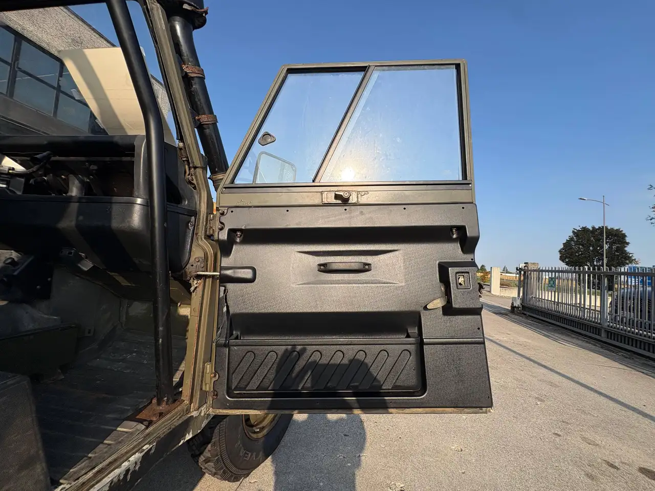 Land Rover Defender 110 2.5 tdi Hard Top, foto 11