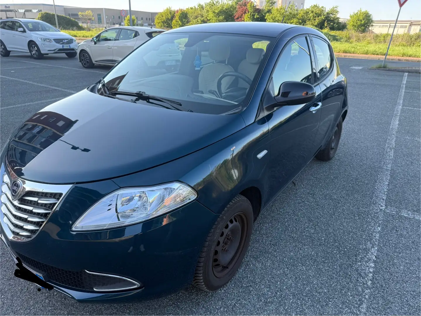 Lancia Ypsilon 1.2 8v Gold c/CL 69cv E6 - 1