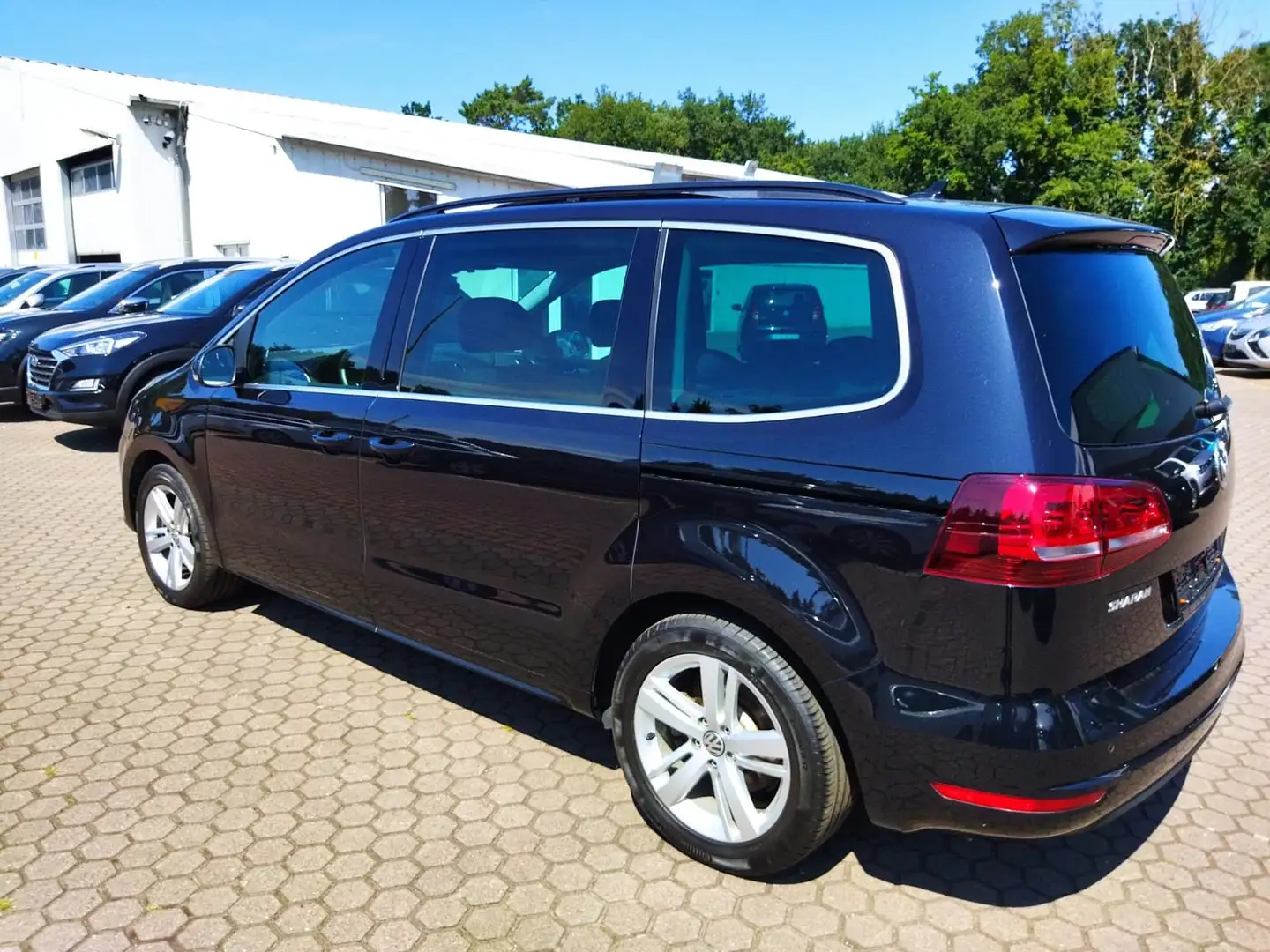 Volkswagen Sharan Sharan 1.4TSI DSG, 7‑Sitzer, Pano, ACC, Standheizu - 1