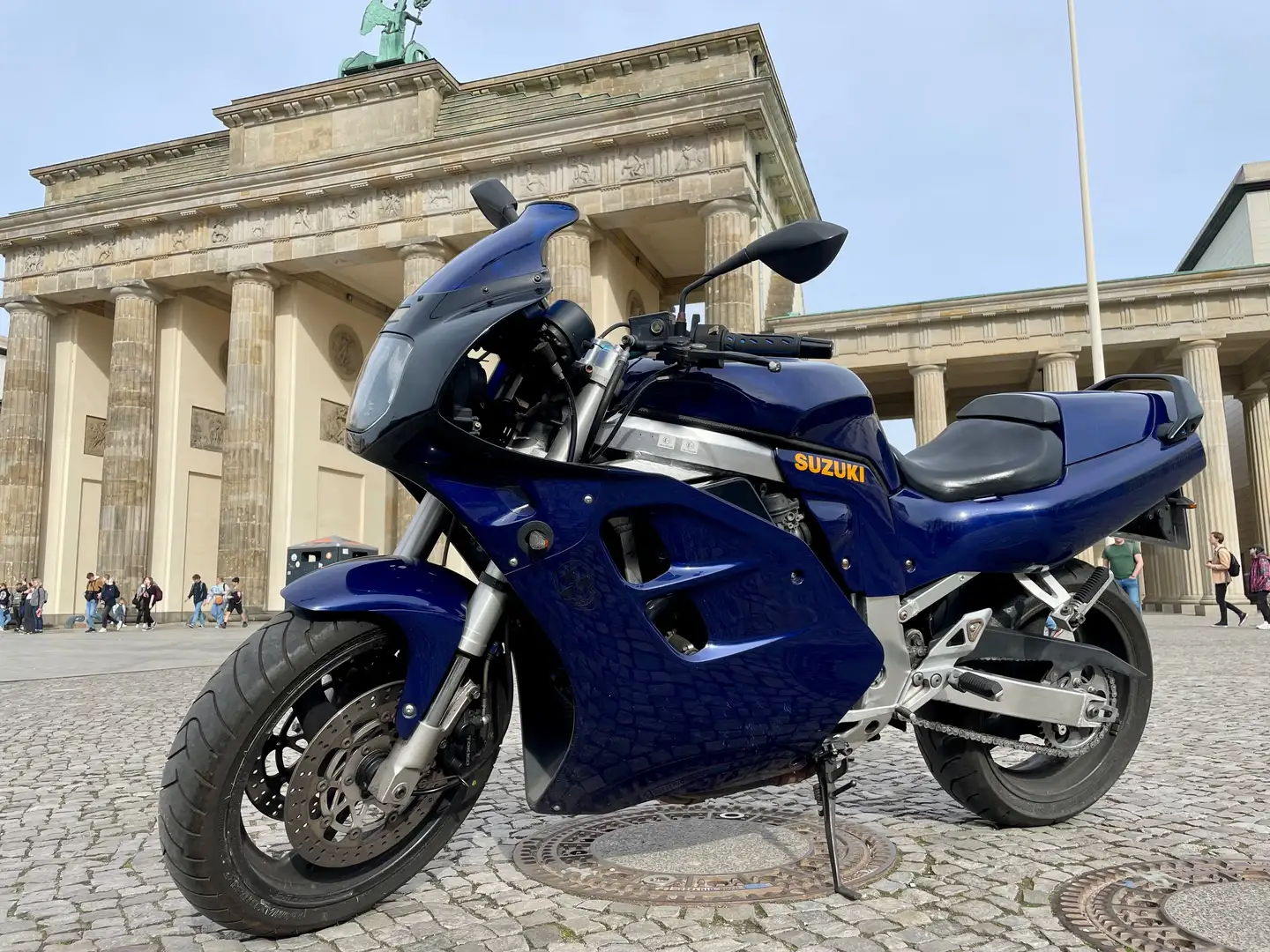 Suzuki GSX-R 1100 GVU75C Model-M Blau - 2